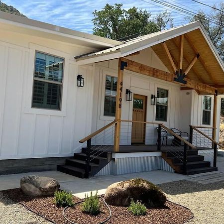 Soleil Luna 2 Miles From Sequoia Park Entrance Three Rivers Exterior photo